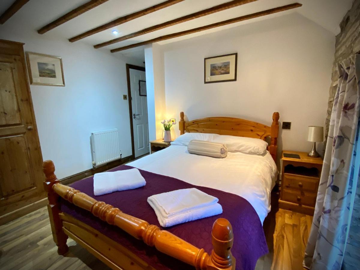 Seven Stars Inn Билт-Уэлс Экстерьер фото