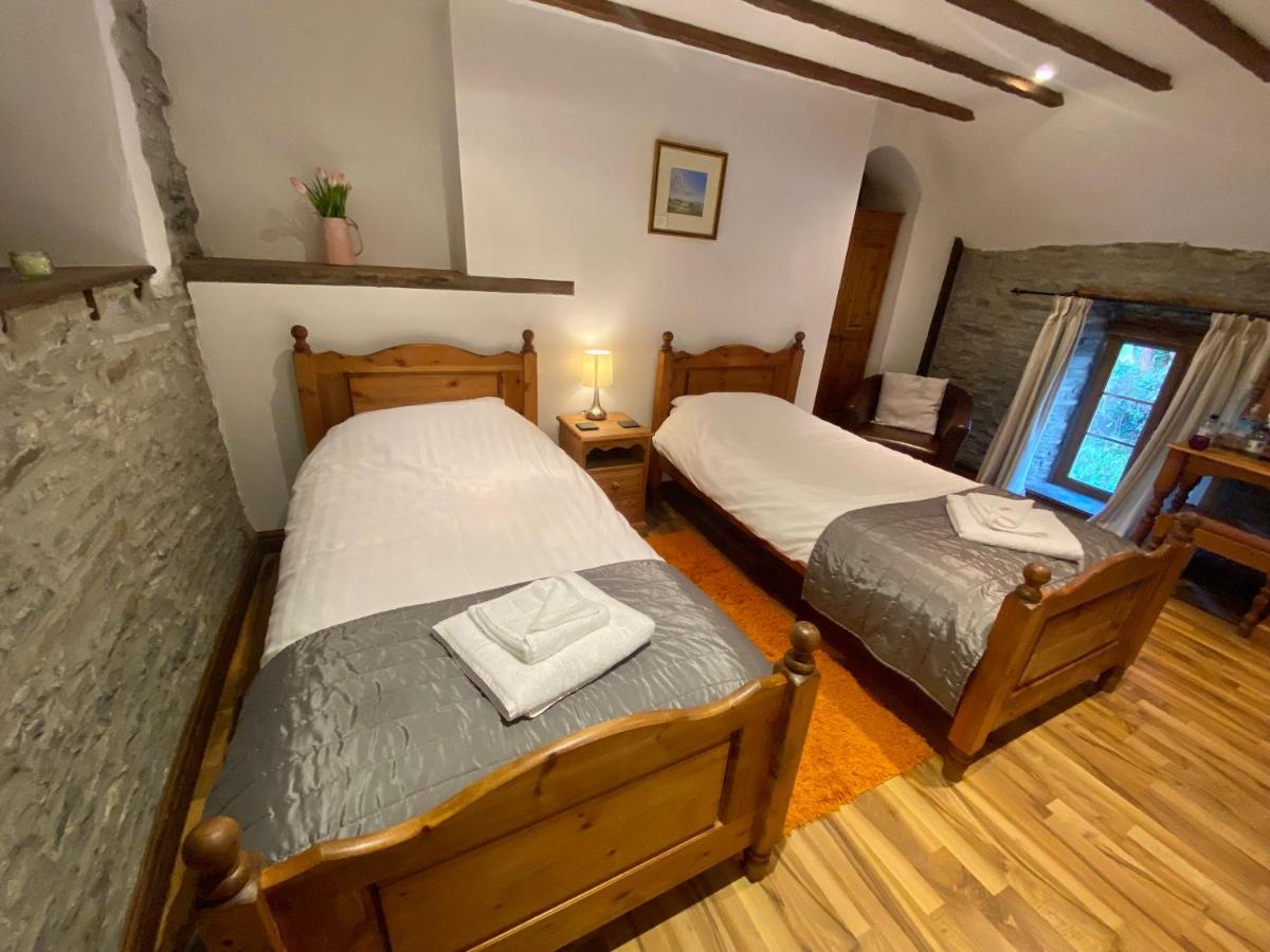 Seven Stars Inn Билт-Уэлс Экстерьер фото